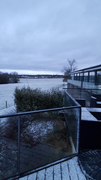Logis Le Cadusia Hotel Chaource ภายนอก รูปภาพ