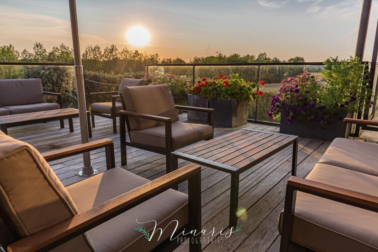 Logis Le Cadusia Hotel Chaource ภายนอก รูปภาพ